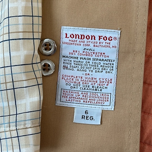 Vintage London Fog Tan Short Trench Coat size 6 - Picture 8 of 16